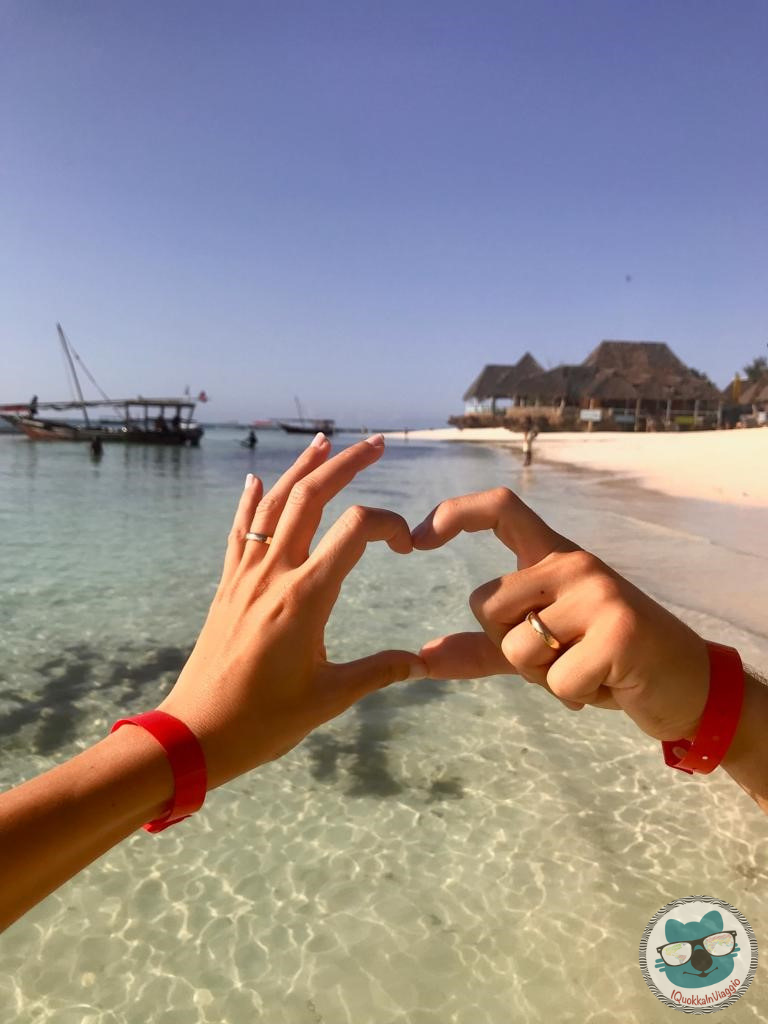 Zanzibar - Hands
